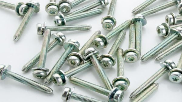 Tecnologias de Tratamento de Superfícies para Fabricação de Fixadores – do Arame Fio‑Máquina ao Produto Acabado
