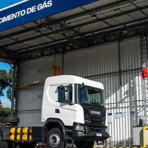 Comgás e Scania firmam parceria para acelerar aumento de frota comercial pesada movida a gás natural