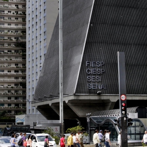 FIESP obtém liminar contra o aumento do licenciamento ambiental da CETESB