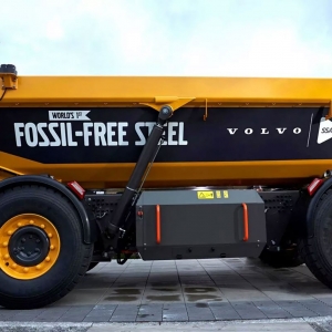 Pela primeira vez no mundo, o Grupo Volvo tornou público o primeiro veículo feito com aço livre de combustíveis fósseis produzido pela SSAB